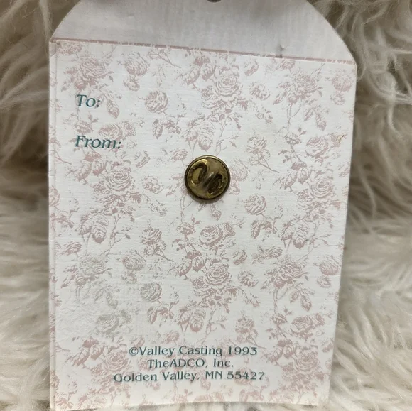 Pin Kin Estate Gold Tone Carousel Horse Brooch Pin - Picture 3 of 4